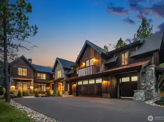 Luxury Mountain Retreat on Paintbrush Lake