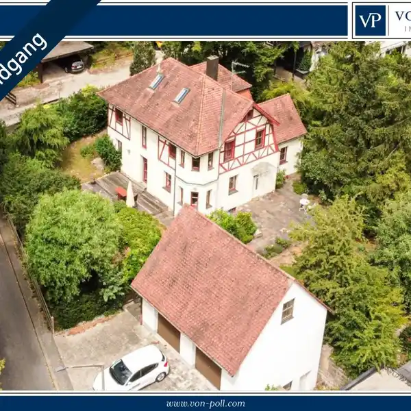 HALF-TIMBERED HOUSE ON THE EDGE OF THE FOREST – COLLECTOR'S ITEM WITH LARGE PLOT