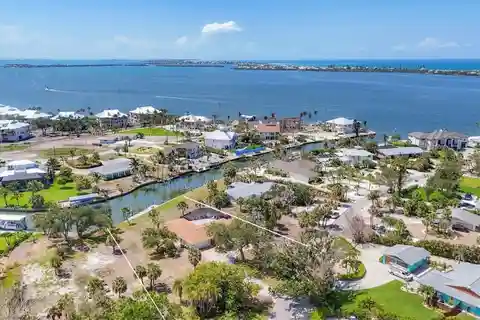 Incredible Cape Haze Home