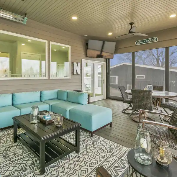 BEAUTIFULLY RENOVATED LAKE HOME