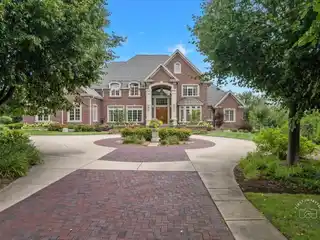 The Ultimate Luxury Retreat in Crane Road Estates