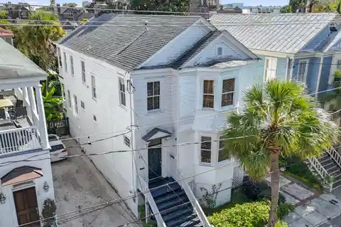 Charming Two-Bedroom Residence with Walled Garden and Balcony