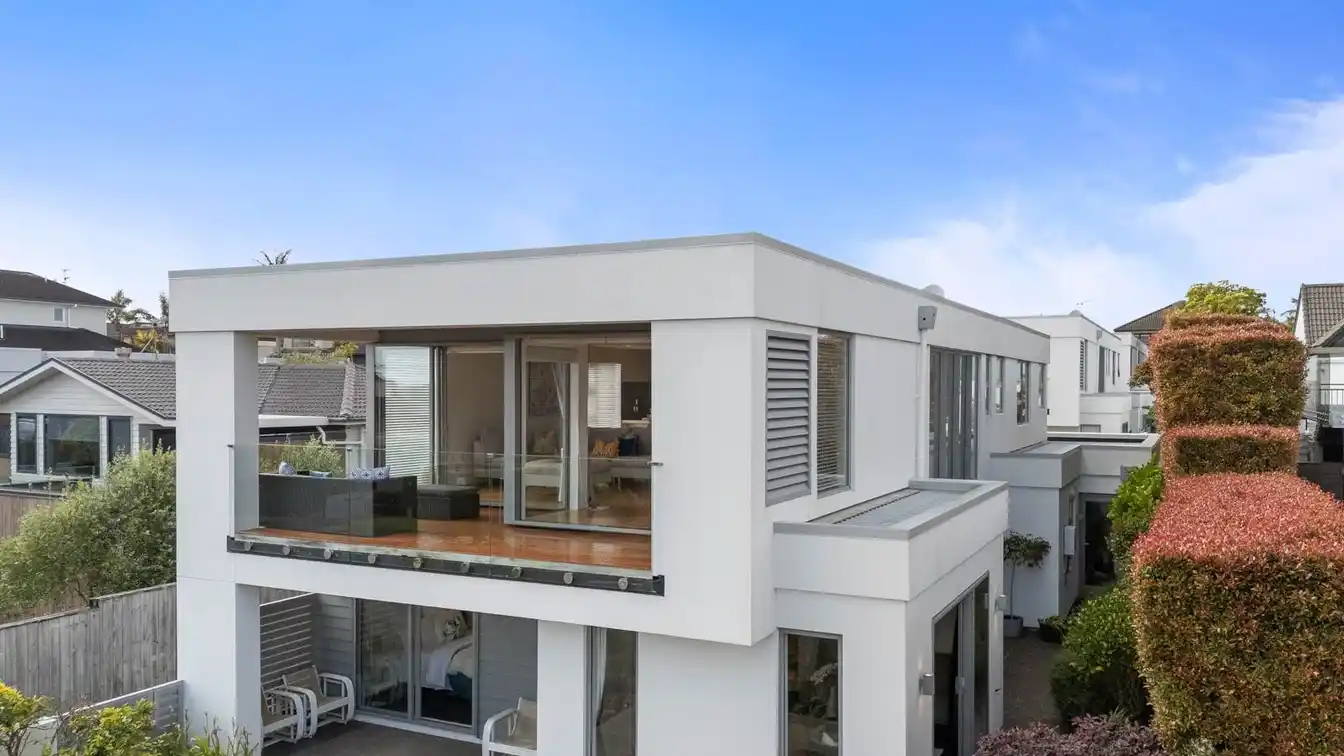Modern Luxury Low-maintenance Living