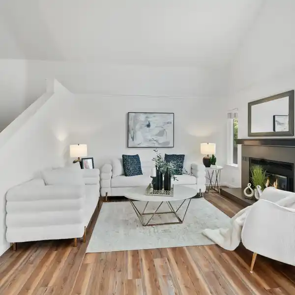 BRIGHT AND AIRY LUXURY HOME IN DESIRABLE DANVILLE RANCH