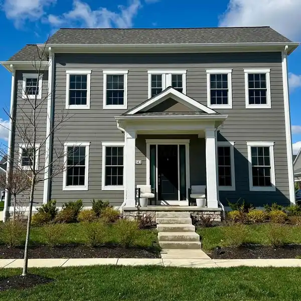 SPECTACULAR CUSTOM-BUILT HOME