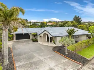 Sun-Drenched Greenhithe Sanctuary with Endless Potential