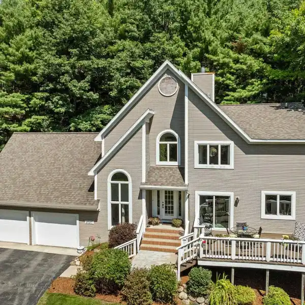 BEAUTIFUL HOME AT THE BASE OF OLD MISSION PENINSULA