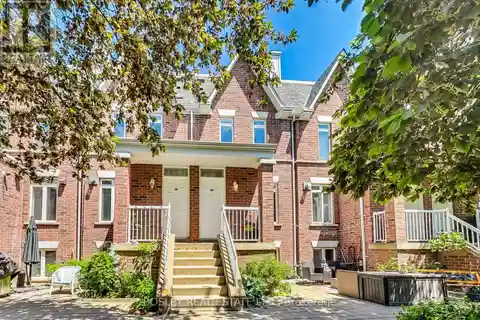 Spacious Downtown Townhouse