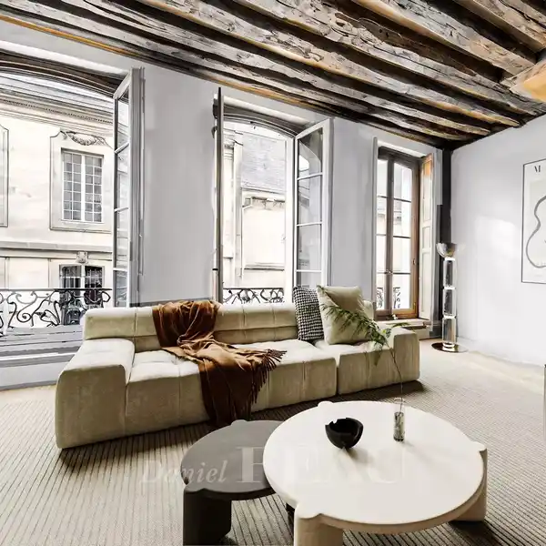 SPACIOUS CLASSIC APARTMENT