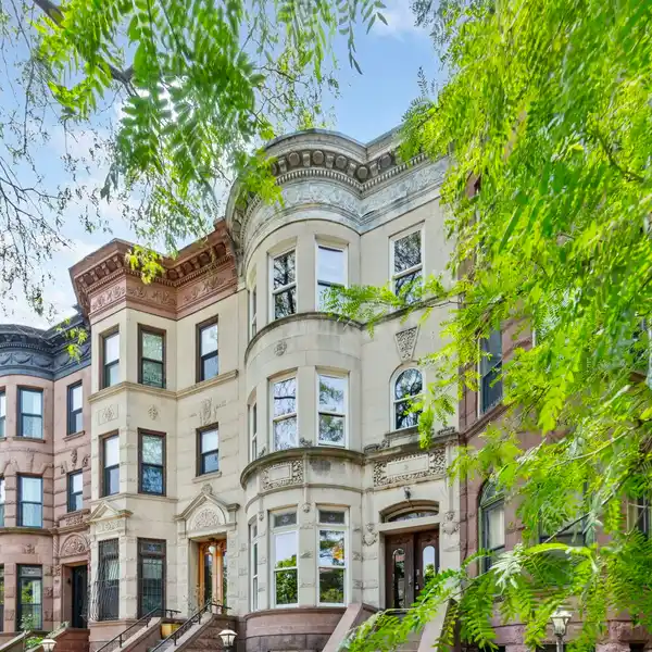 BEDFORD STUYVESANT ROWHOME FOR RENT