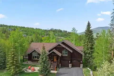 Beautifully Updated Home in Willow Creek Highlands