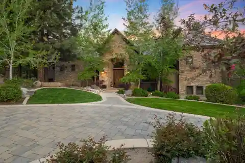 Rare Luxury Retreat in Montreux