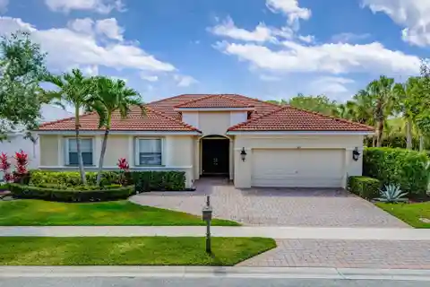 Lakefront Palencia Home with Custom Pool Retreat
