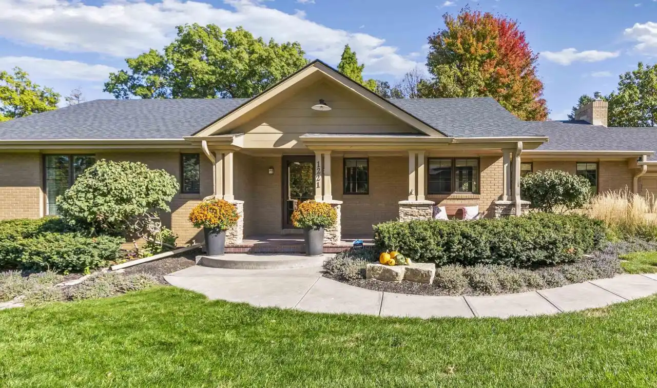 Welcoming Ranch Home Blending Comfort and Elegance