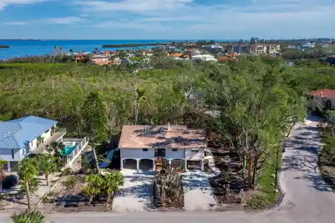 Elevated Waterfront Home on the North End of Longboat Key