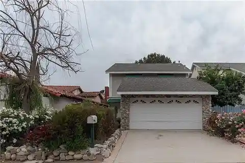 Waterfront Home at the Prestigious Lake Lindero