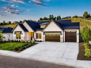 Better Than New Residence in the North End Foothills