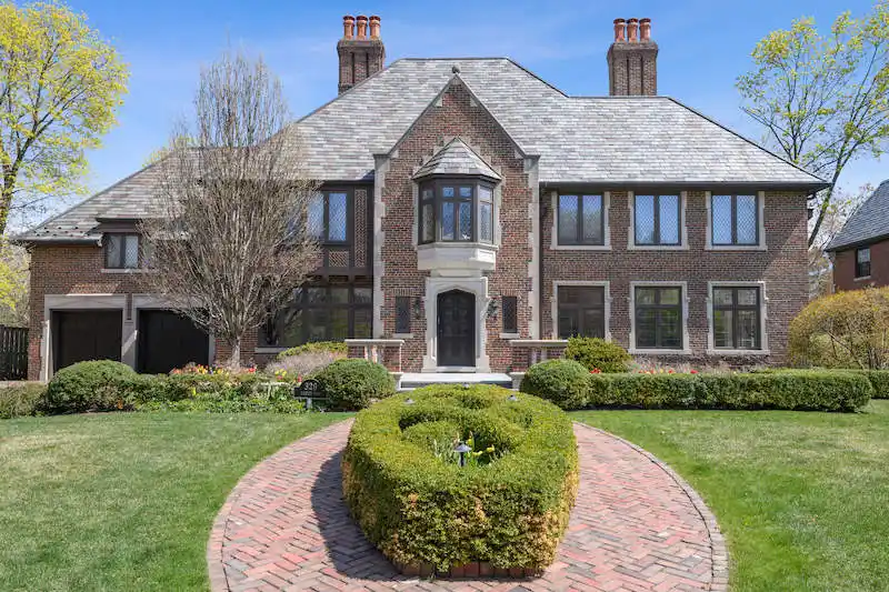 Decorator's Dream English Manor Home