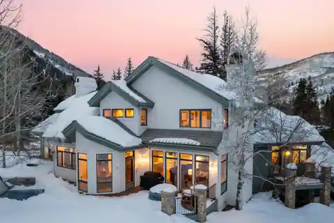 The Perfect Blend of Comfort and Nature