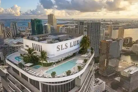 Turnkey Luxury Unit with Bay and Skyline Views