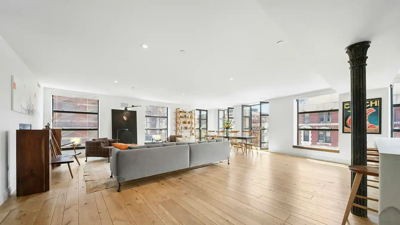 Breathtaking Residence at the Brewster Carriage House
