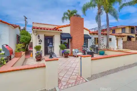 Re-imagined Spanish Bungalow in Belmont Shore