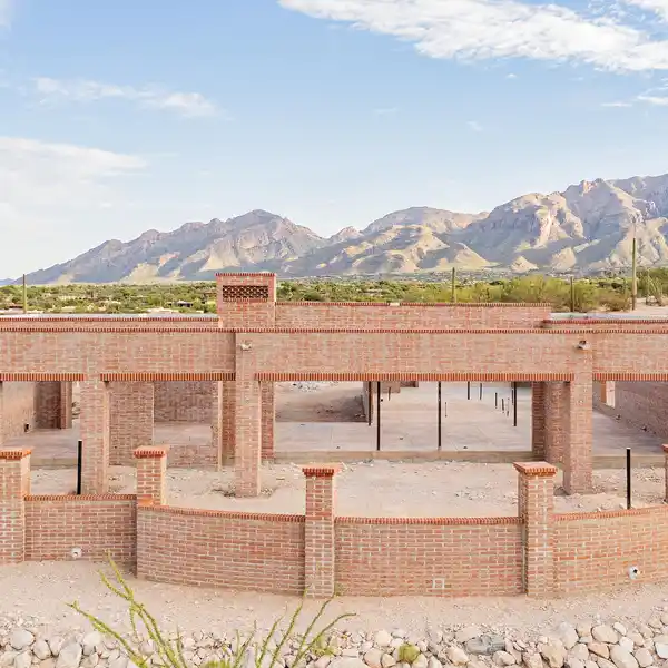 DESIGN AND BUILD YOUR OWN CLASSIC LA QUINTA HOME