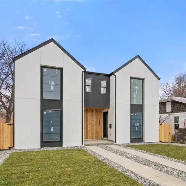 BRAND NEW THOUGHTFULLY DESIGNED HALF-DUPLEX