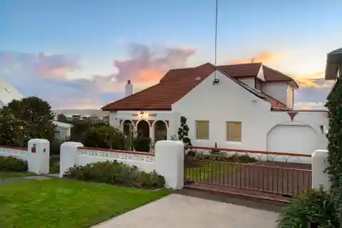 Art Deco Masterpiece with Panoramic Ocean Views