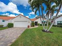 BEAUTIFUL LARGE HOME IN BEACHWALK