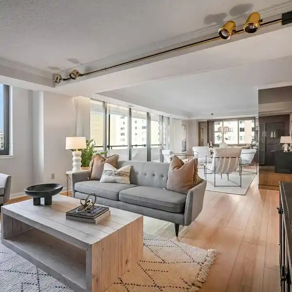 EXQUISITELY RENOVATED HOME IN THE CARLETON