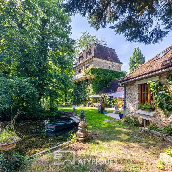 HISTORIC MILL ESTATE WITH CHAPEL AND POND