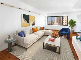 Luxury Condo with Spectacular City Views