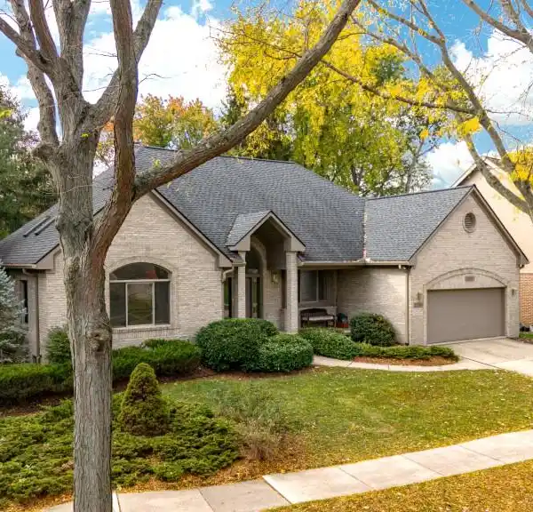 BEAUTIFULLY CRAFTED CUSTOM HOME