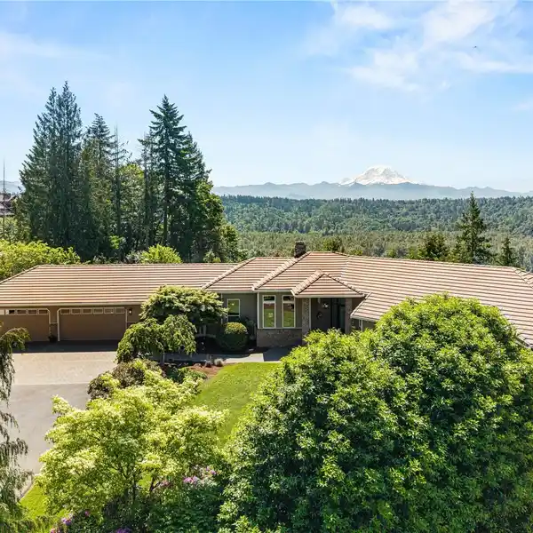 INCREDIBLE CUSTOM HOME ON 4.6 ACRES