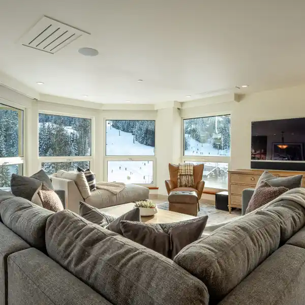MOUNTAIN VIEW PENTHOUSE