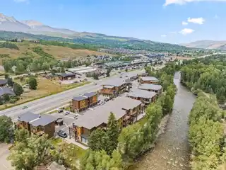 Cool Corner Unit with Mountain Serenity