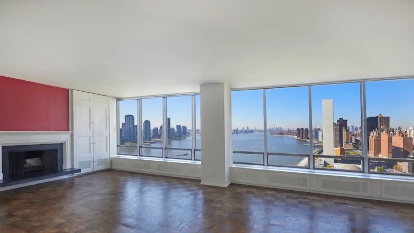 Mid-century Modern Time Capsule with Awe Inspiring Views from Every Room