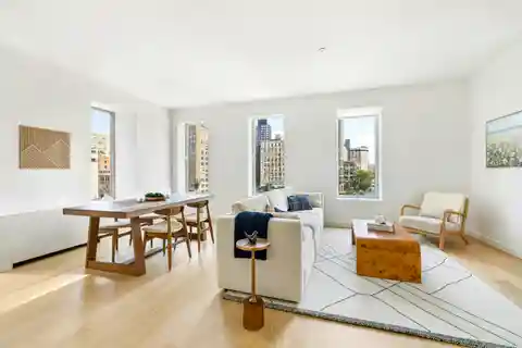 Sun-Drenched Luxury with Iconic City Views