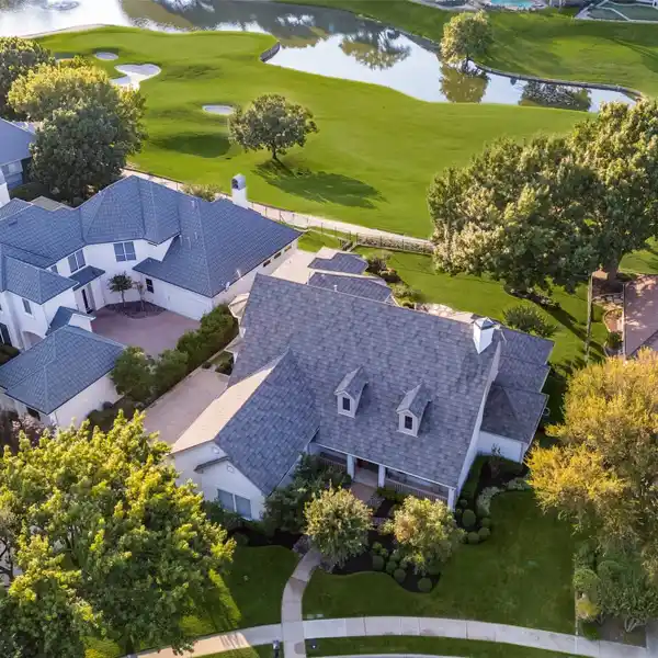 STUNNING RESIDENCE IN RESORT STYLE GUARD-GATED STONEBRIAR VILLAGE