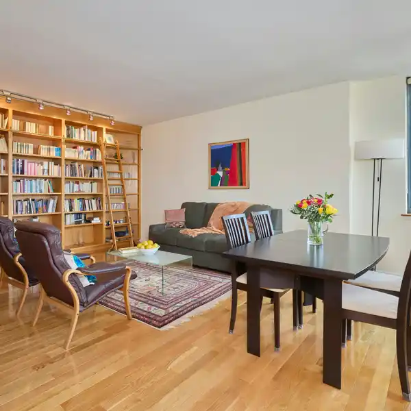 BEAUTIFULLY APPOINTED ONE BEDROOM HOME