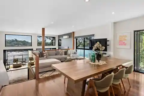 Idyllic Sanctuary with Sweeping Views