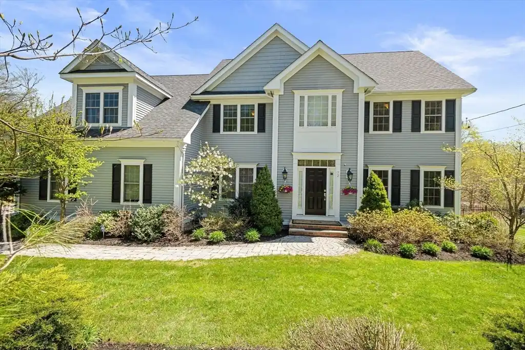 Young Custom Colonial in Sought-after North Sudbury