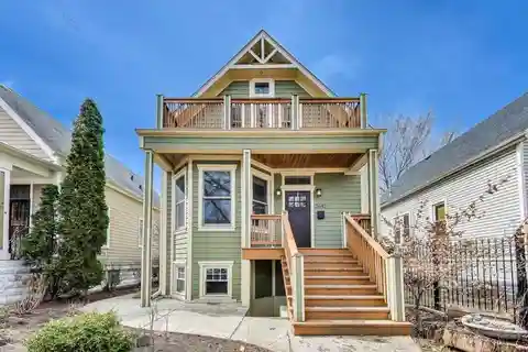 Beautifully Renovated Home in Logan Square