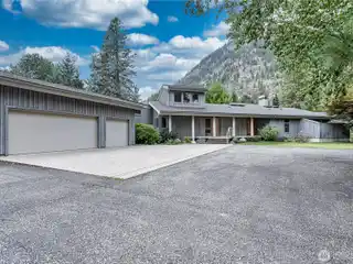 Serene Custom Home Across from Resort