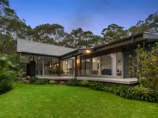 Architecturally Reimagined Nature Retreat in Belmont North