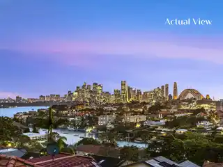 Beautifully Renovated Art Deco Apartment