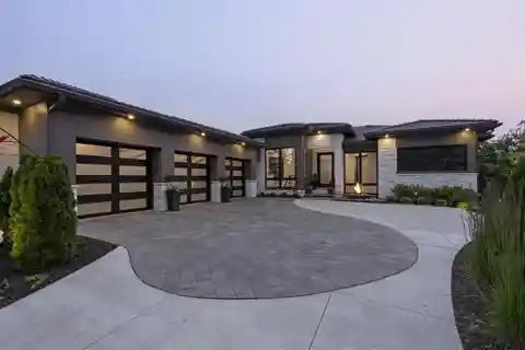 Contemporary Luxury That Touches All the Senses