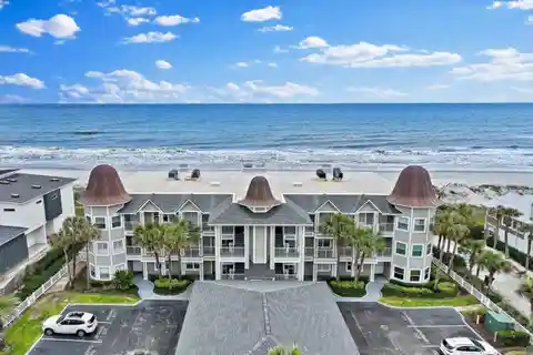 Remodeled Condo at the Le Chateau