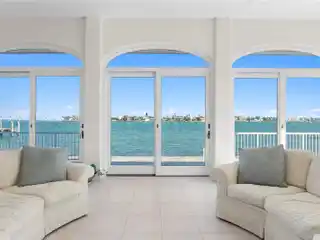 Amazing Location on Vina Del Mar Island